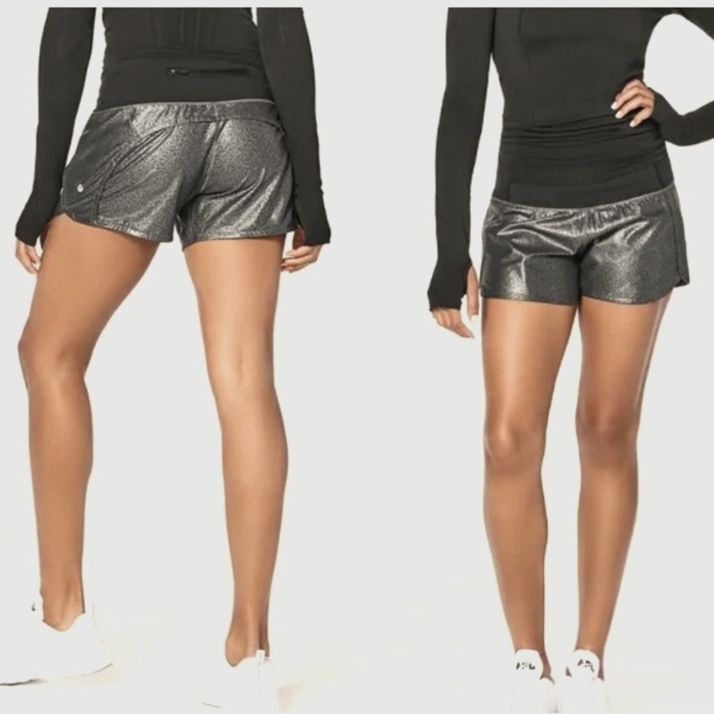 Lululemon Run Times Short- Size 10. Luminosity Foil Print Black Silver